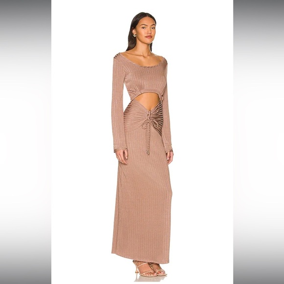 Free People X Revolve one and only cutout maxi dress in color bunny - Picture 2 of 12